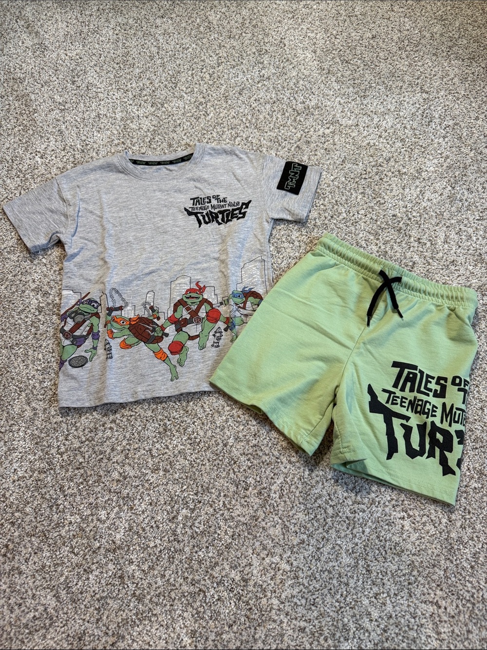 Nickelodeon Teenage Mutant Ninja Turtles Tee & Shorts Set - 5T